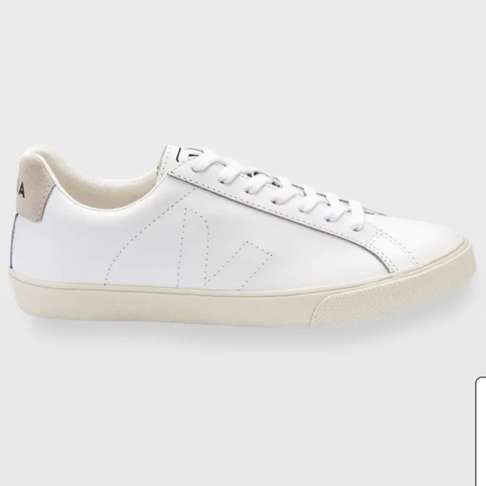 VEJA Women's Esplar Low Top Sneakers